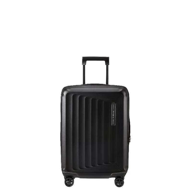 Women's Travel Makeup Bags with Mirror in Pink and BlackSamsonite Nuon Expandable Carry On Luggage Women's Travel Makeup Bags with Mirror in Pink and BlackSamsonite Nuon Expandable Carry On Luggage