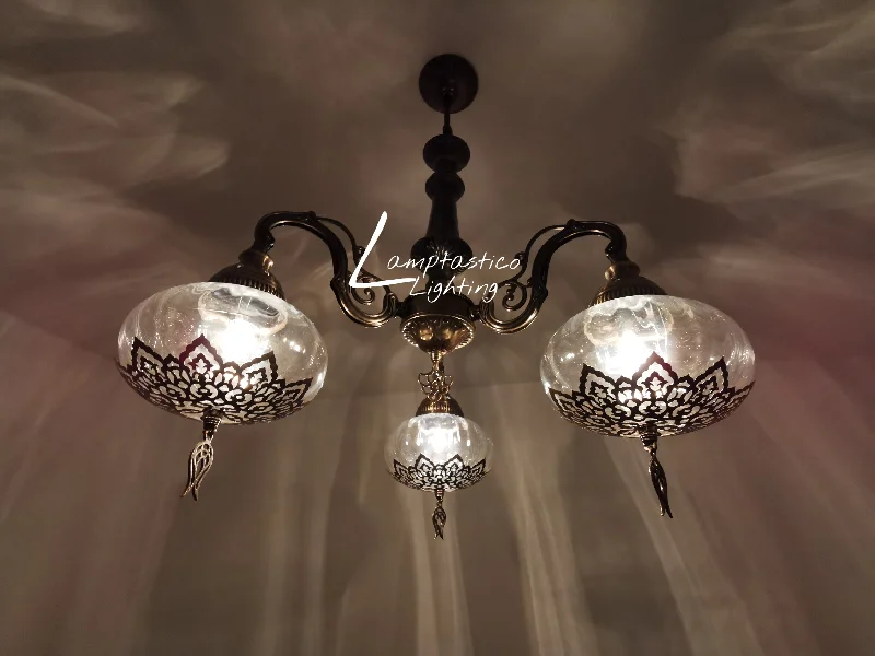Chandeliers with Frosted Glass for a Softer Light DiffusionChandeliers with Frosted Glass for a Softer Light DiffusionBlown Glass Traditional Chandelier, 3 Globe Chandelier