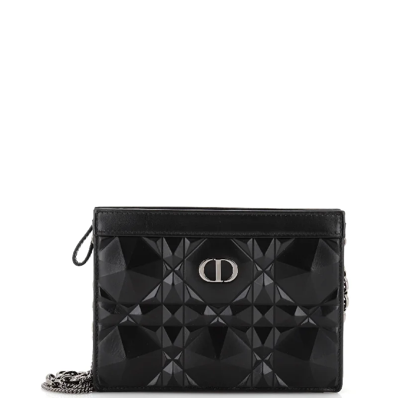 Women's money clip with a mirror on the backCaro Zipped Pouch With Chain Diamond Motif Cannage Calfskin Women's money clip with a mirror on the backCaro Zipped Pouch With Chain Diamond Motif Cannage Calfskin