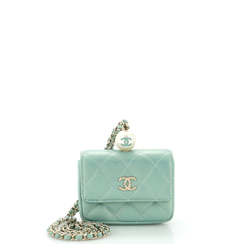 Women's money clip in gold - tone metalCC Pearl Coin Card Holder with Chain Quilted Iridescent Caviar Women's money clip in gold - tone metalCC Pearl Coin Card Holder with Chain Quilted Iridescent Caviar