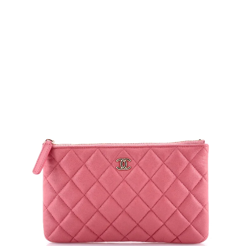 Women's leather money clip with embossed designClassic O Case Pouch Quilted Caviar Small Women's leather money clip with embossed designClassic O Case Pouch Quilted Caviar Small