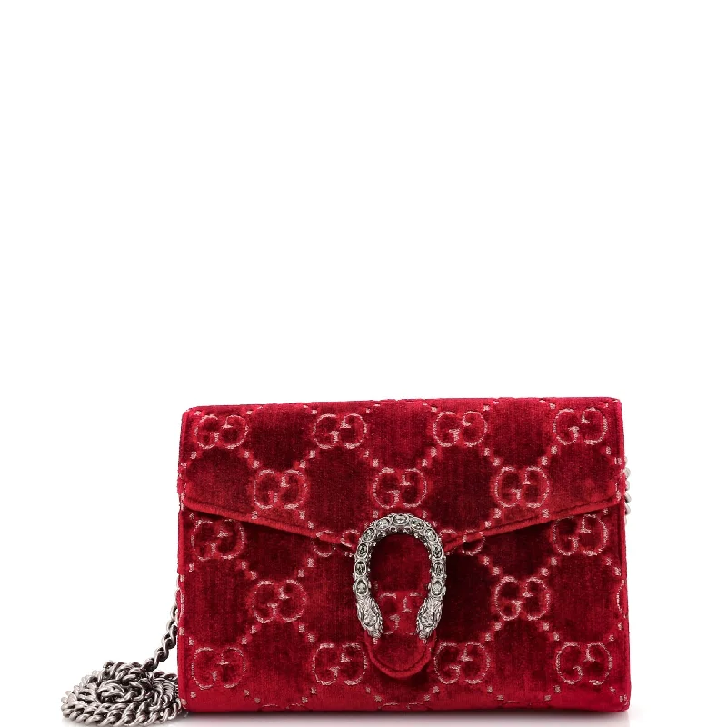 Women's money clip for a statement accessory lookDionysus Chain Wallet GG Velvet Small Women's money clip for a statement accessory lookDionysus Chain Wallet GG Velvet Small