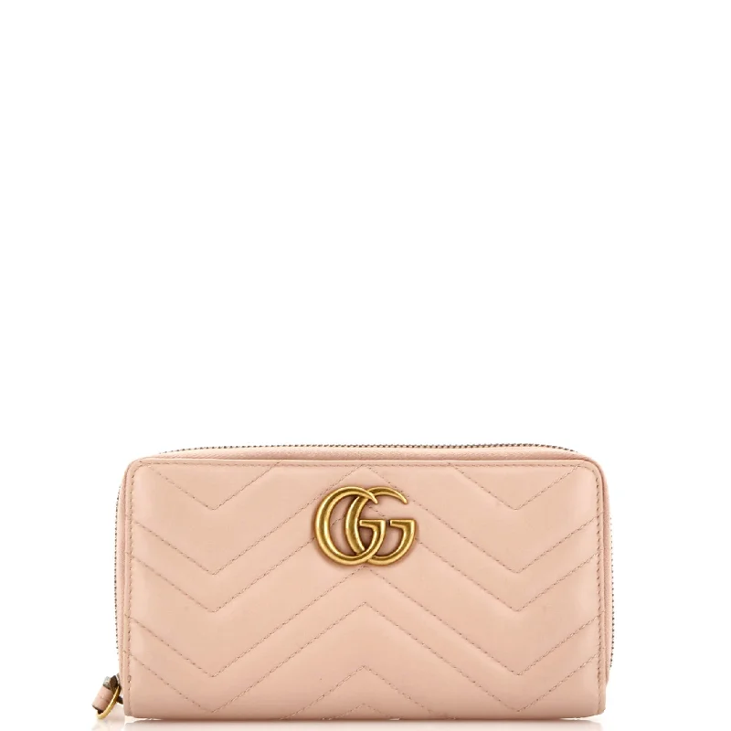 Women's money clip with a magnetic closureGG Marmont Zip Around Wallet Matelasse Leather Women's money clip with a magnetic closureGG Marmont Zip Around Wallet Matelasse Leather