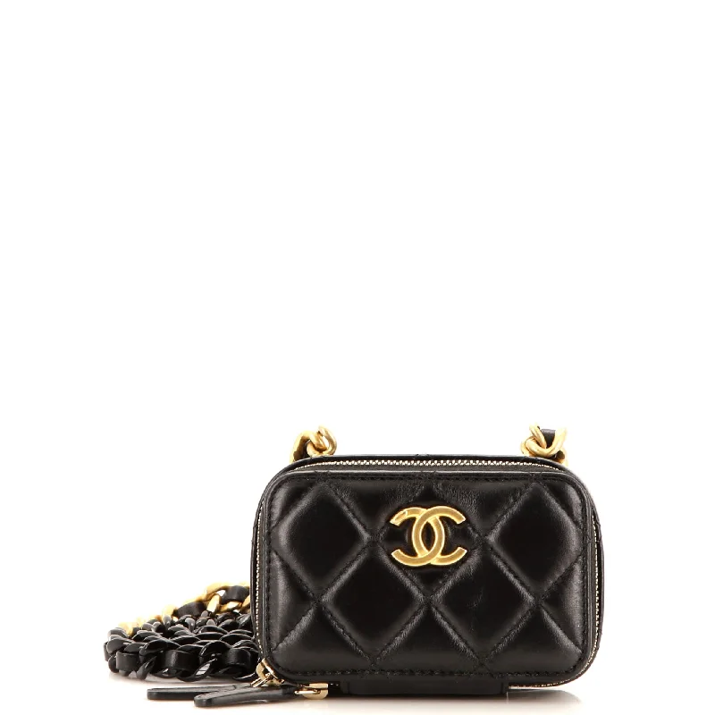 Women's money clip in gold - tone metalLacquered Metal CC Zip Around Card Holder on Chain Quilted Lambskin Women's money clip in gold - tone metalLacquered Metal CC Zip Around Card Holder on Chain Quilted Lambskin