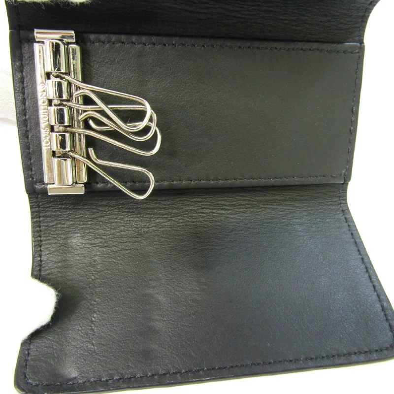 Women's money clip with a magnetic closureLouis Vuitton Multiclés 4 Leather Wallet (Pre-Owned) Women's money clip with a magnetic closureLouis Vuitton Multiclés 4 Leather Wallet (Pre-Owned)