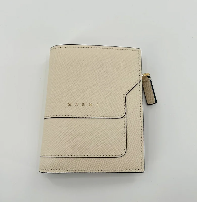 Colorful women's money clip for a pop of style​Marni Women's Leather Bifold Wallet - Beige