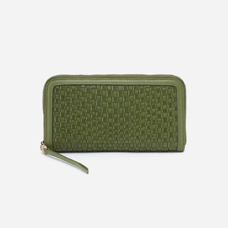Women's money clip with a double - sided designNila Large Zip Around Continental Wallet In Sweet Basil Women's money clip with a double - sided designNila Large Zip Around Continental Wallet In Sweet Basil