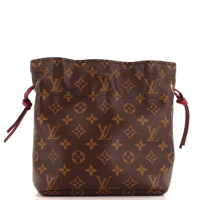 Women's money clip with a tassel for added flair​Noe Pouch Monogram Canvas