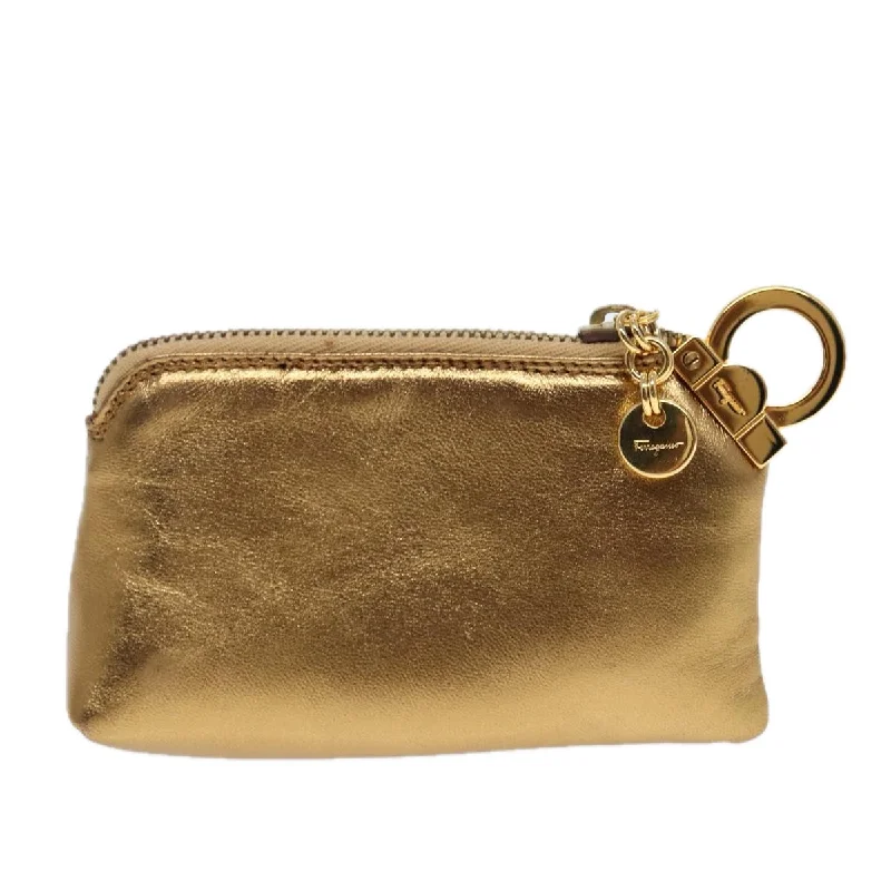 Vintage - style women's money clip for retro enthusiasts​Salvatore Ferragamo Gancini  Leather Wallet  (Pre-Owned)