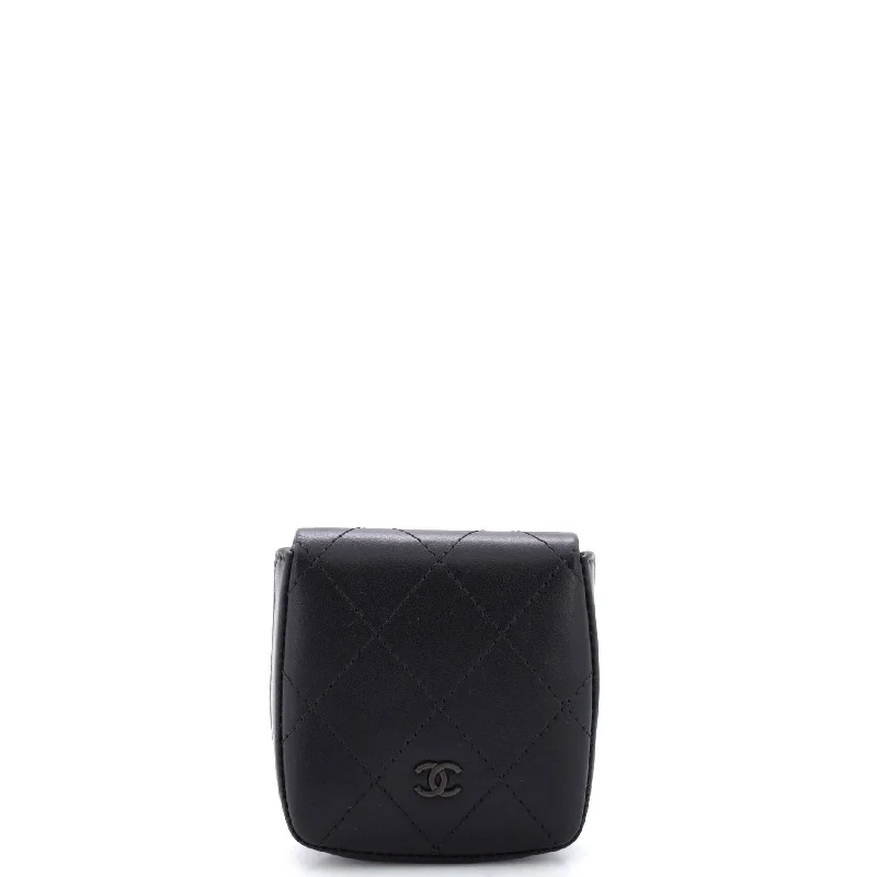 Women's money clip for a bridal party giftSo Black Tray Coin Pouch Quilted Lambskin Women's money clip for a bridal party giftSo Black Tray Coin Pouch Quilted Lambskin