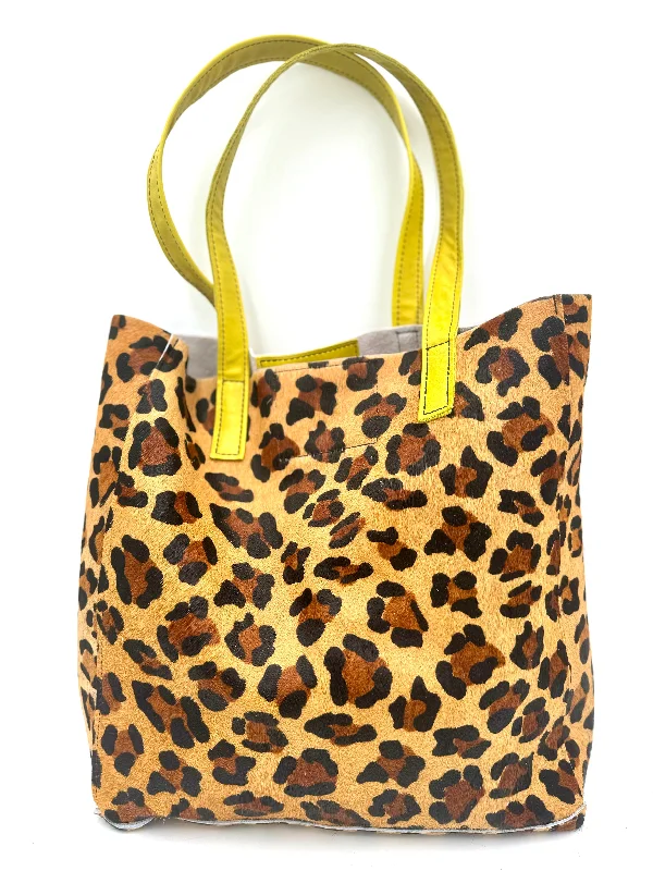 Women's Tote Bag with Zipper Closure in Red for Secure StorageKristi Tote