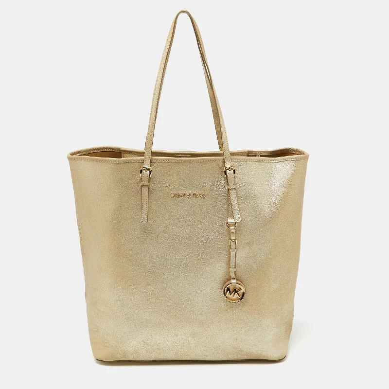Medium - Sized Canvas Tote Bag in Navy Blue with Striped Pattern for a Nautical - Inspired LookMichael Kors Gold Leather Jet Set Travel Shopper Tote Medium - Sized Canvas Tote Bag in Navy Blue with Striped Pattern for a Nautical - Inspired LookMichael Kors Gold Leather Jet Set Travel Shopper Tote