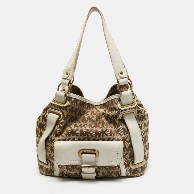 Metallic Tote Bag in Rose Gold with Chain Handles for a Glamorous Night OutMichael Michael Kors Beige/offSignature Canvas Front Pocket Tote Metallic Tote Bag in Rose Gold with Chain Handles for a Glamorous Night OutMichael Michael Kors Beige/offSignature Canvas Front Pocket Tote