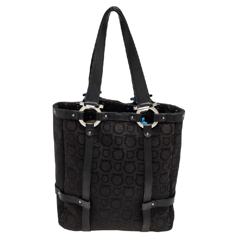Women's Printed Tote Bag in Floral Patterns for a Spring - Themed Shopping TripSalvatore Ferragamo Canvas And Leather Tote Women's Printed Tote Bag in Floral Patterns for a Spring - Themed Shopping TripSalvatore Ferragamo Canvas And Leather Tote