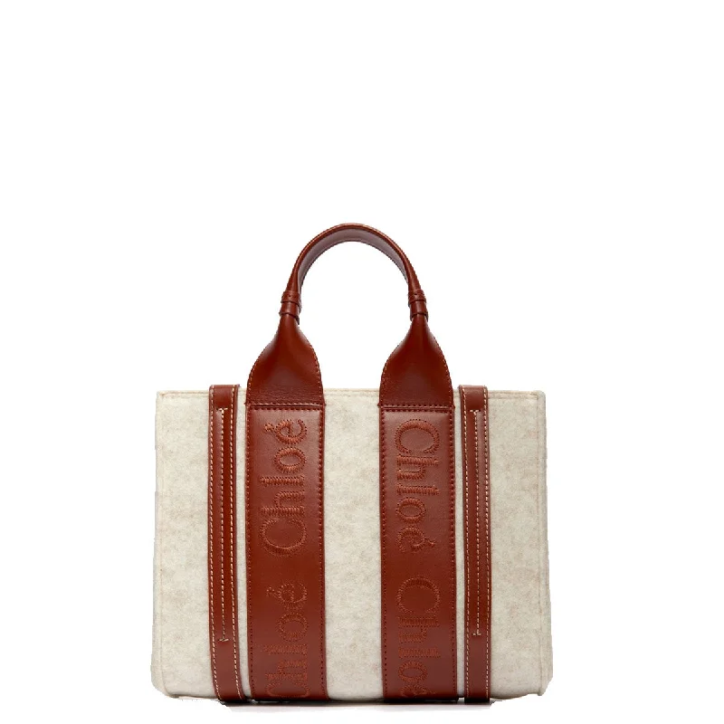 Geometric - Printed Tote Bag in Multicolor for a Contemporary and Trendy OutfitWoody Tote Small Strap Felt, Cement Geometric - Printed Tote Bag in Multicolor for a Contemporary and Trendy OutfitWoody Tote Small Strap Felt, Cement