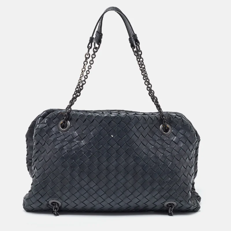 Women's Shoulder Bag with Fringe Details in Brown for a Bohemian StyleBottega Veneta Black Intrecciato Leather Shoulder Bag Women's Shoulder Bag with Fringe Details in Brown for a Bohemian StyleBottega Veneta Black Intrecciato Leather Shoulder Bag