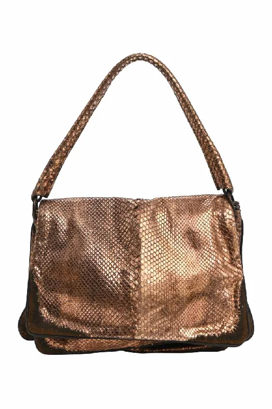 Embroidered Denim Shoulder Bag in Blue for a Vintage Vibe[WB5954] Bottega Veneta | Shoulder Bag
