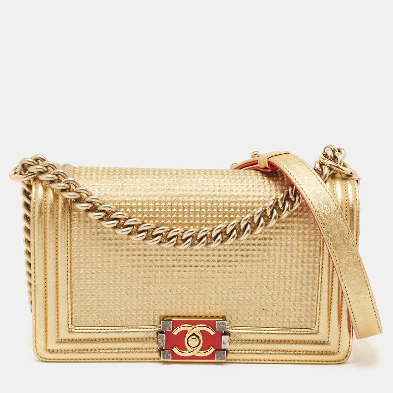 Women's Shoulder Bag with Faux Fur Strap in White for Winter StyleChanel Gold Woven Embossed Leather Medium Boy Flap Bag Women's Shoulder Bag with Faux Fur Strap in White for Winter StyleChanel Gold Woven Embossed Leather Medium Boy Flap Bag