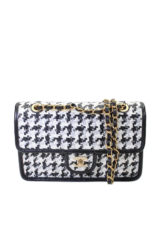 Women's Shoulder Bag with Fringe Details in Brown for a Bohemian StyleChanel Womens Black and White Textured Mini Flap with Top Handle Bag Handbag Women's Shoulder Bag with Fringe Details in Brown for a Bohemian StyleChanel Womens Black and White Textured Mini Flap with Top Handle Bag Handbag