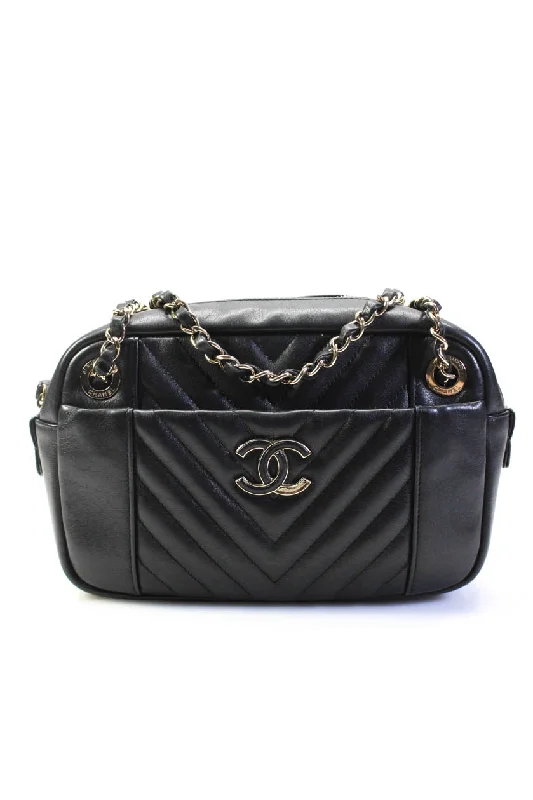 Quilted Shoulder Bag in Cream for a Classic and Elegant LookChanel Womens Zip Top CC Leather Chevron Daily Camera Case Bag Handbag Black Quilted Shoulder Bag in Cream for a Classic and Elegant LookChanel Womens Zip Top CC Leather Chevron Daily Camera Case Bag Handbag Black
