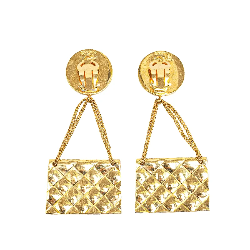 Pvc Shoulder Bag in Clear with Glitter for a Fun and Modern LookGold Chanel Gold Plated CC 2.55 Flap Bag Clip On Earrings Pvc Shoulder Bag in Clear with Glitter for a Fun and Modern LookGold Chanel Gold Plated CC 2.55 Flap Bag Clip On Earrings