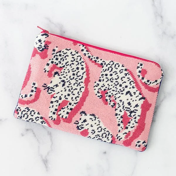 Floral - Printed Satin Clutch in Pink for Spring GalasLeopard Clutch Kit - Pink