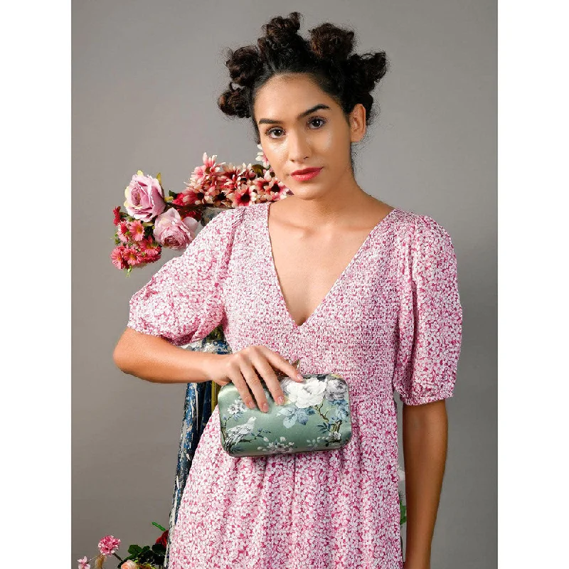 Floral - Printed Satin Clutch in Pink for Spring GalasOdette Gorgeous Pastel Green Printed Clutch Floral - Printed Satin Clutch in Pink for Spring GalasOdette Gorgeous Pastel Green Printed Clutch