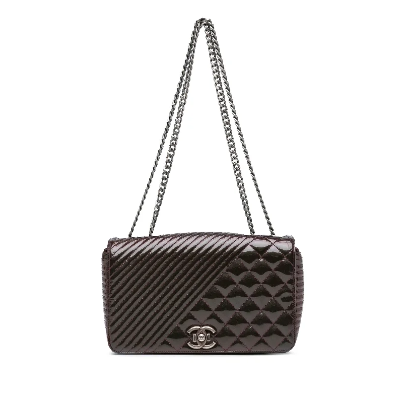Women's Waterproof Nylon Shoulder Bag in Green for HikingPurple Chanel Medium Patent Coco Boy Flap Shoulder Bag Women's Waterproof Nylon Shoulder Bag in Green for HikingPurple Chanel Medium Patent Coco Boy Flap Shoulder Bag