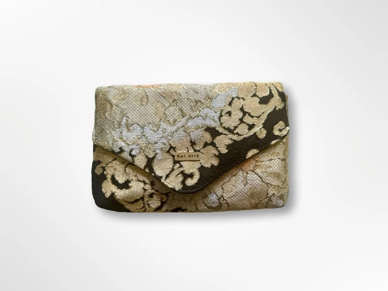Women's Small Beaded Clutch in Silver for New Year's Eve PartyBlack and Gold Mandala Clutch Women's Small Beaded Clutch in Silver for New Year's Eve PartyBlack and Gold Mandala Clutch