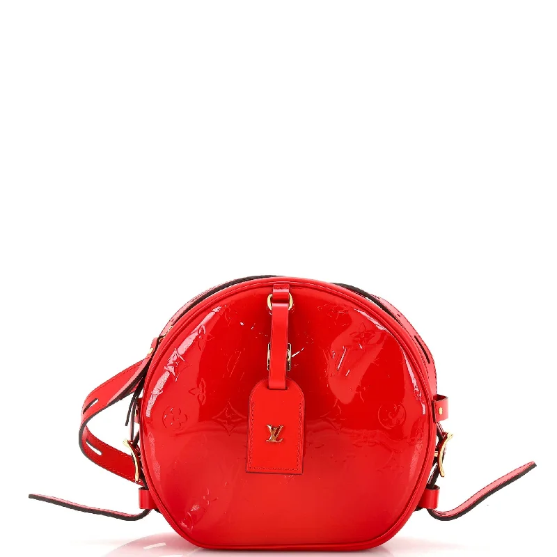 Metallic Crossbody Bag in Silver for New Year's Eve and Special CelebrationsBoite Chapeau Souple Bag Monogram Vernis MM