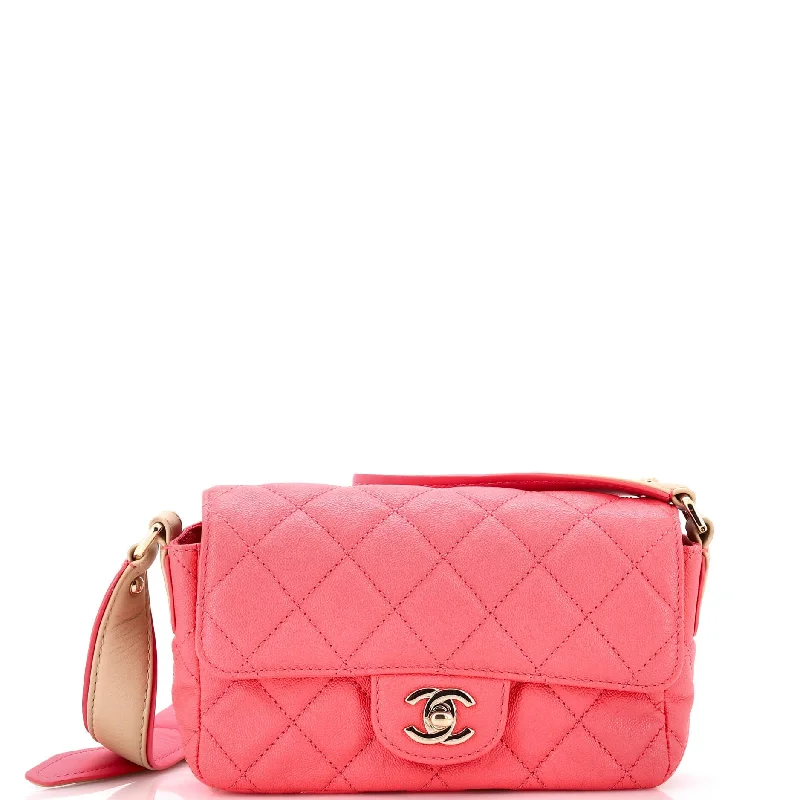 Medium - sized Canvas Crossbody Bag in Beige with Floral Print for Spring OutingsBuckle Strap CC Messenger Bag Quilted Caviar Small