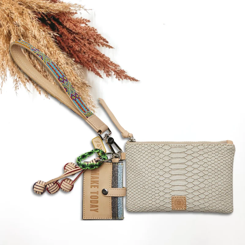 Women's Lizard - Print Clutch in Brown for a Chic LookConsuela | Thunderbird Combi Wristlet Women's Lizard - Print Clutch in Brown for a Chic LookConsuela | Thunderbird Combi Wristlet