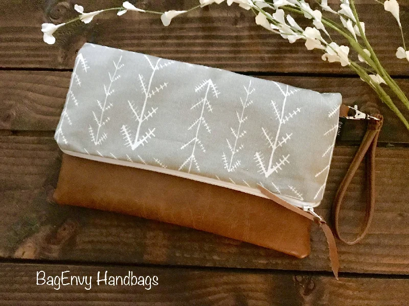 Women's Small Beaded Clutch in Silver for New Year's Eve PartyFold Over Clutch - Stitched Arrows with Vegan Leather - Detachable Wristlet Women's Small Beaded Clutch in Silver for New Year's Eve PartyFold Over Clutch - Stitched Arrows with Vegan Leather - Detachable Wristlet