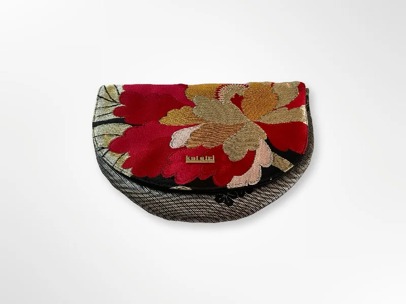 Snake - Skin Effect Clutch in Green for Exotic PartiesMagenta Botan Clutch Purse