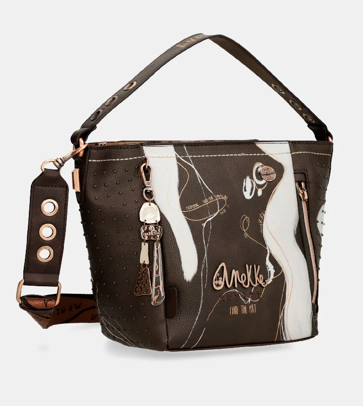 Quilted Leather Crossbody Bag in Cream for a Classic and Elegant AppearanceNature Shodō medium brown handbag