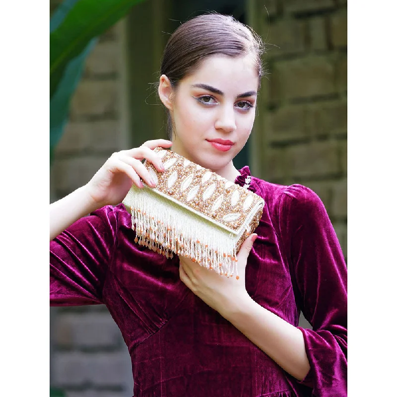 Suede Clutch with Tassel Details in Olive for Fall SoireesOdette Hi-Shine Gold Tasselled Clutch Bag Suede Clutch with Tassel Details in Olive for Fall SoireesOdette Hi-Shine Gold Tasselled Clutch Bag